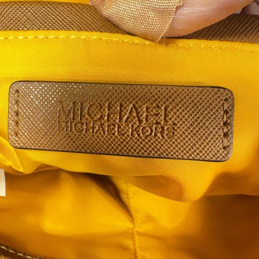 Michael Michael Kors Shoulder Handbag